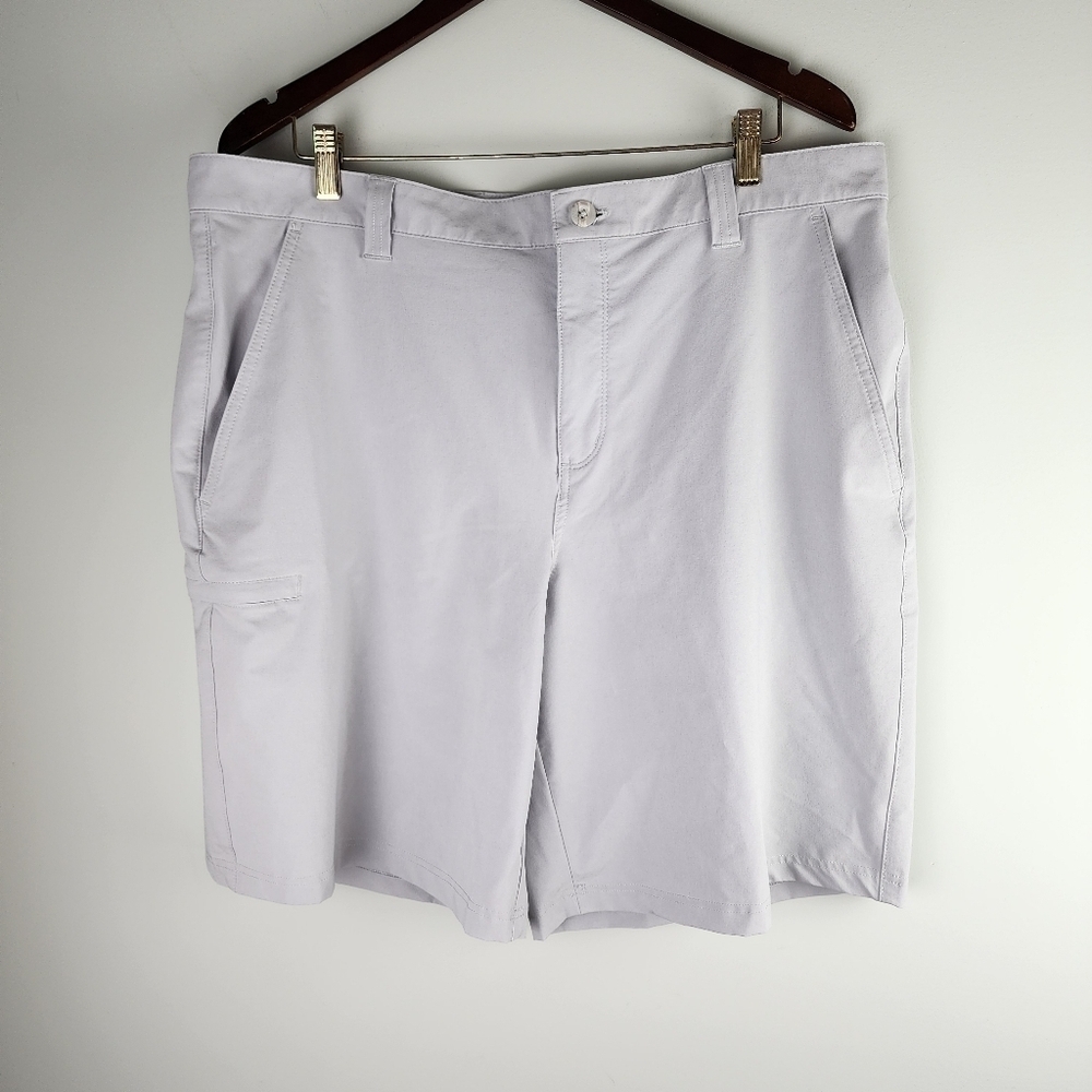 Columbia Mens Performance Fishing Gear Shorts Light Gray Size 40
